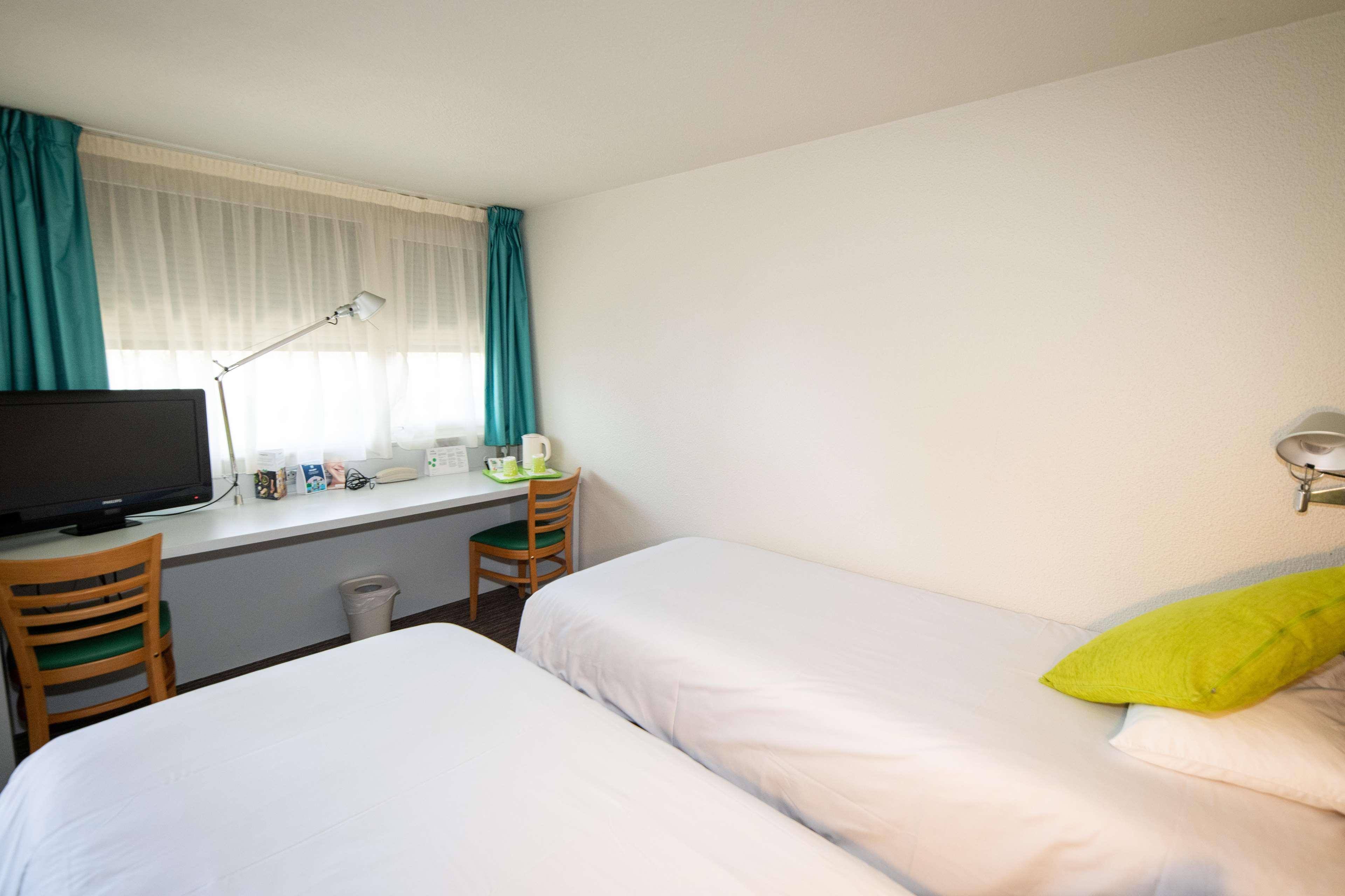Campanile Narbonne A9/A61 Hotell Exteriör bild