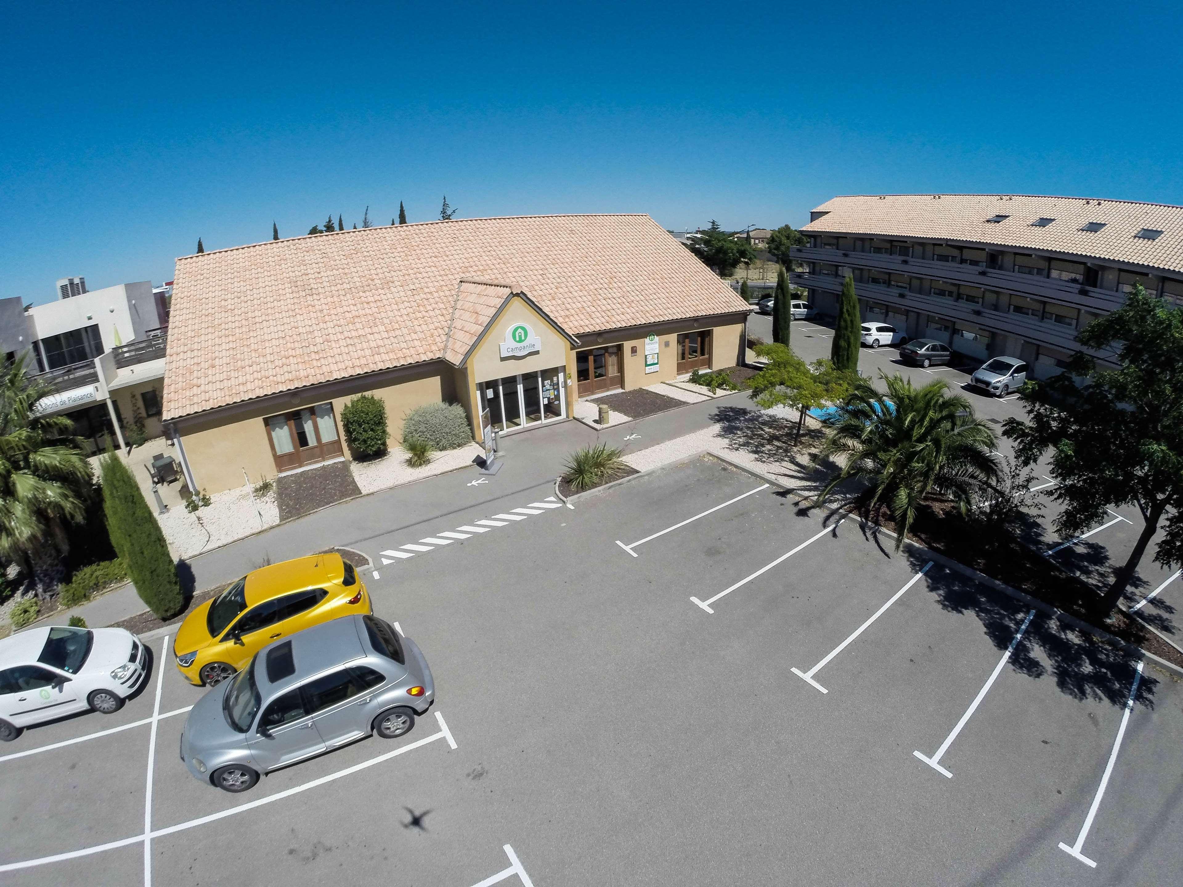 Campanile Narbonne A9/A61 Hotell Exteriör bild